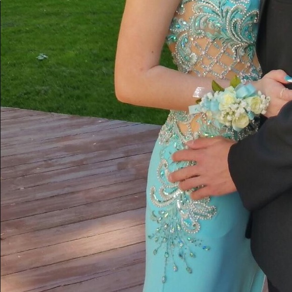 Prom Dress - Picture 6 of 8
